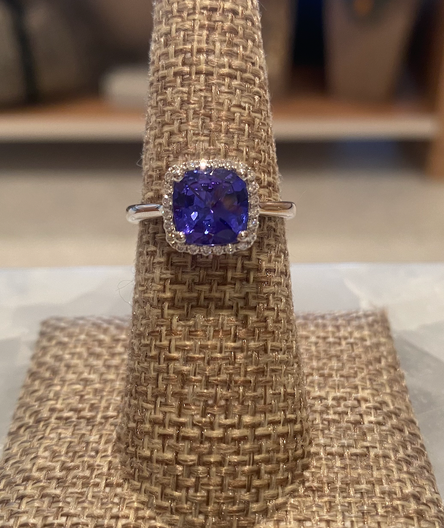 Cushion Tanzanite Ring (Jewelers' pick)