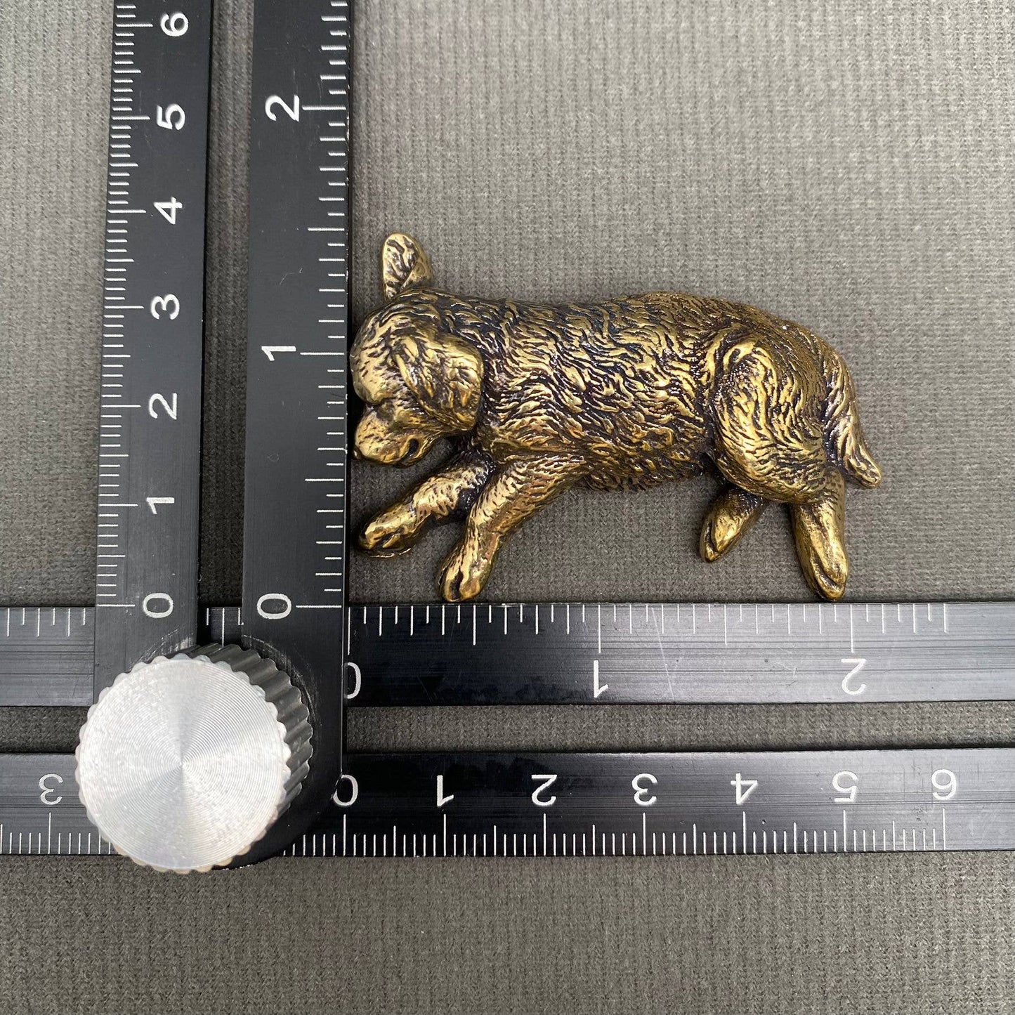 Brass Sleeping Golden Retriever Desktop Ornaments