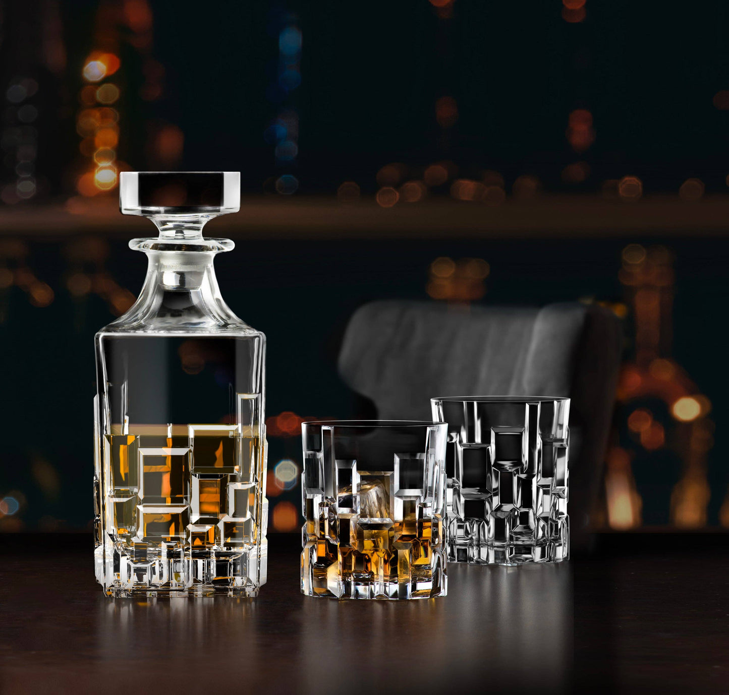 Classic Darien Whiskey Decanter, 28 oz.