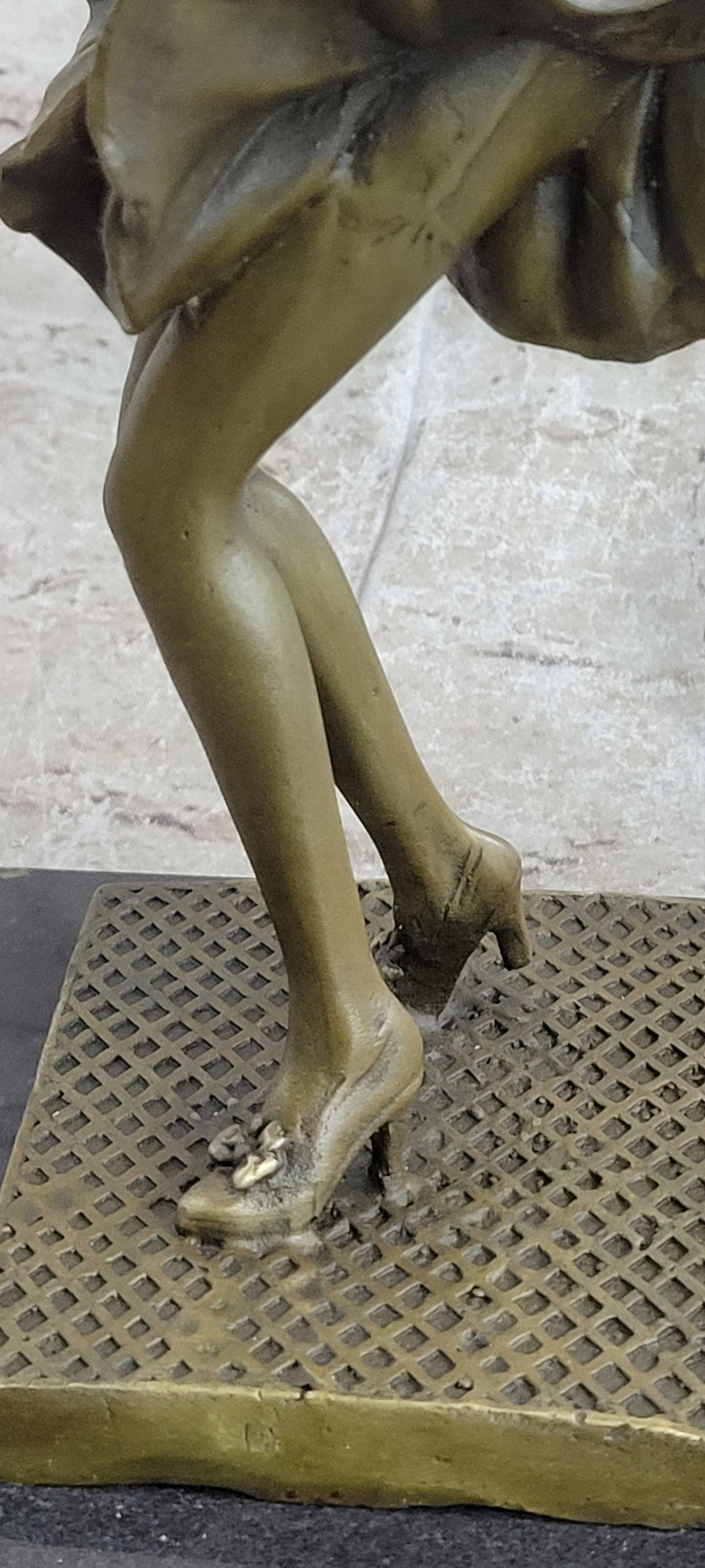 Art Deco Hand Made Original Marylin Monroe Seven Year Itch Solid Bronze Sculpture