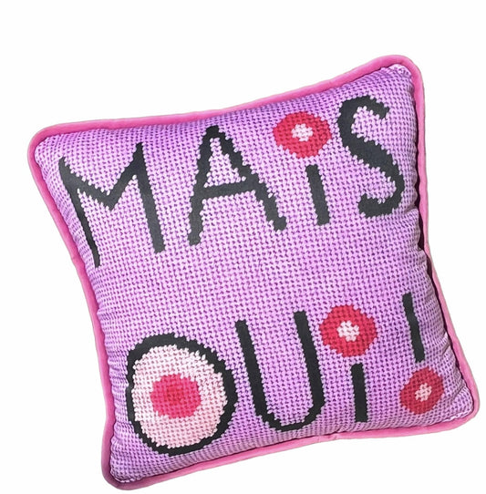 Organic cotton sateen "Mais Oui!" toss pillow