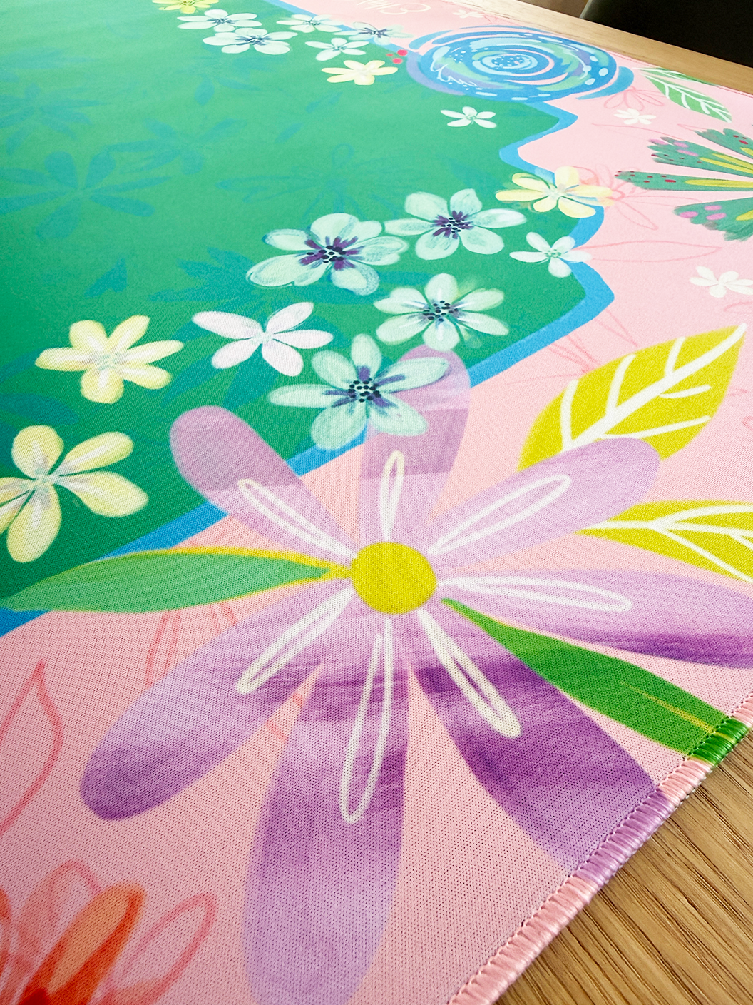 LIMITED EDITION - "Happy Fleurs" Double-Sided Mahjong Mat