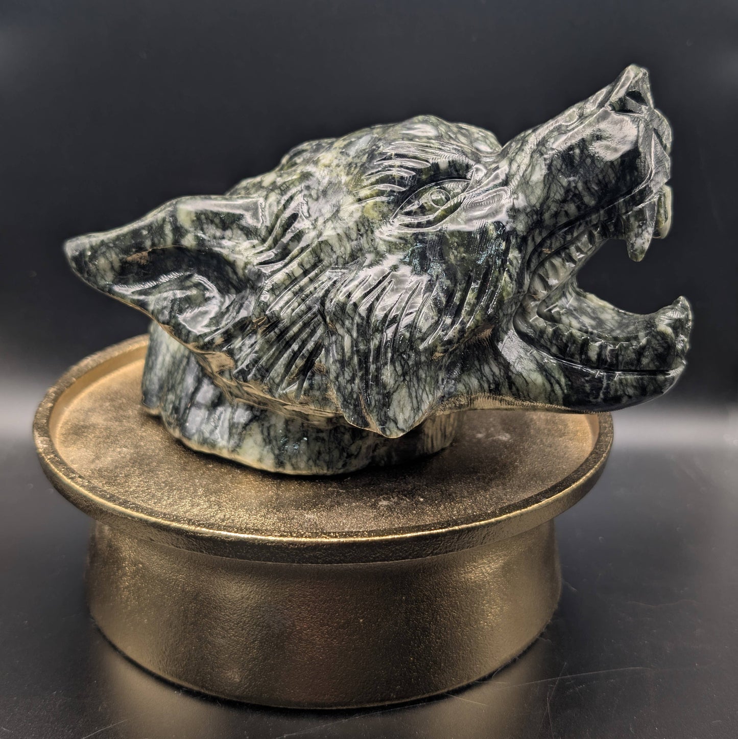 Serpentine Wolf Head