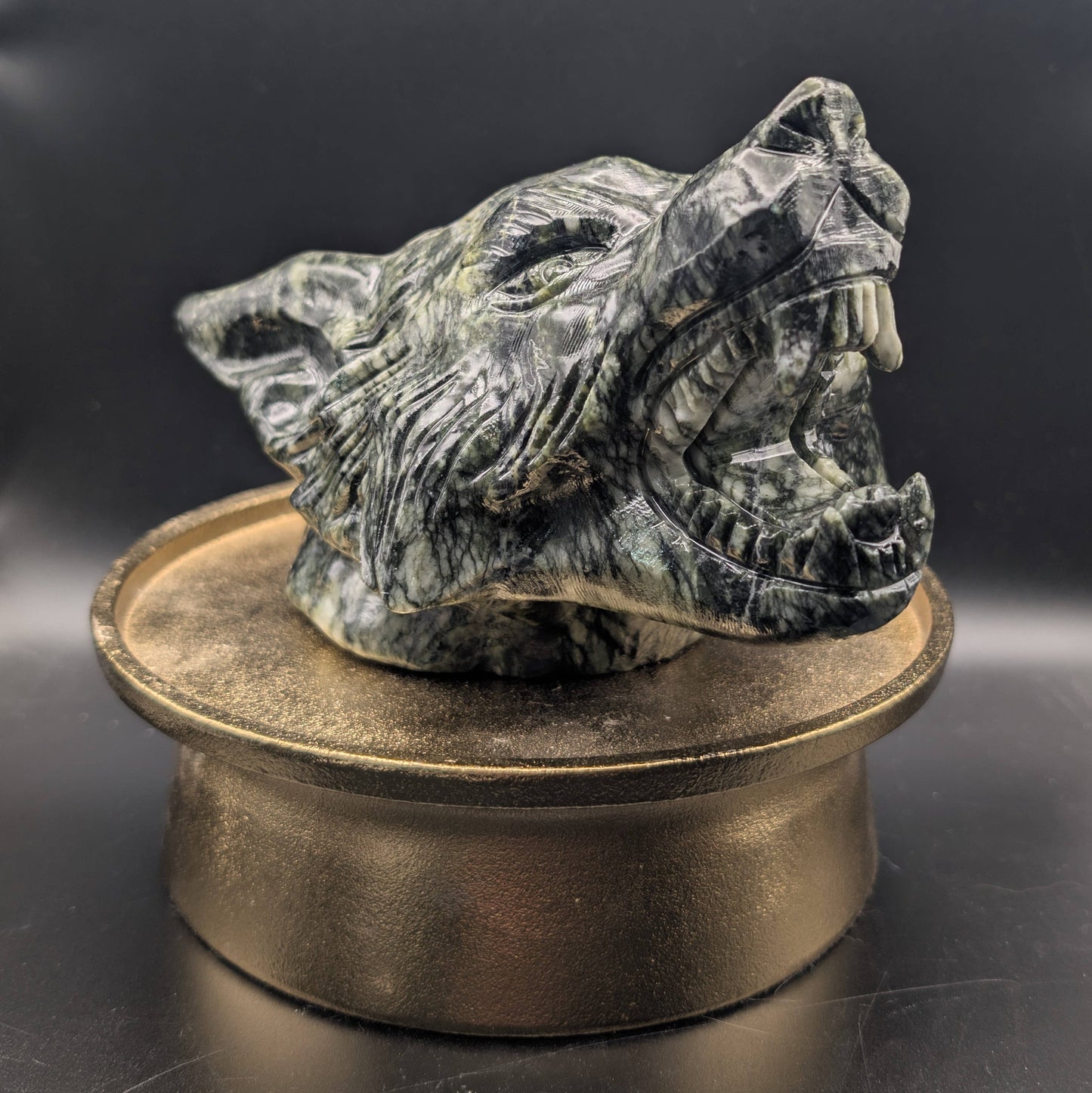 Serpentine Wolf Head
