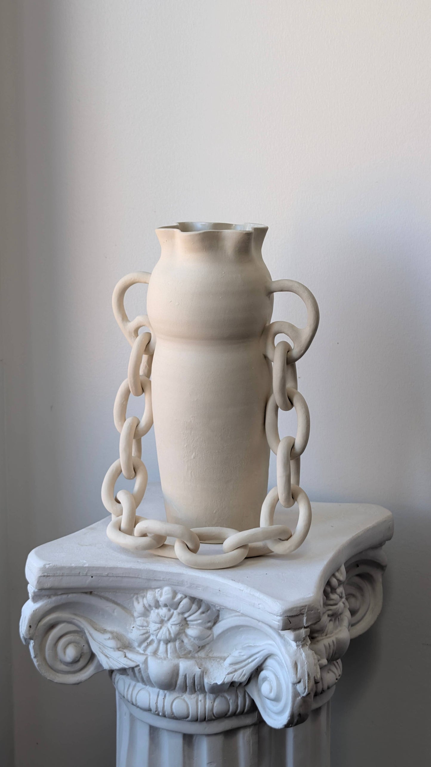 Handmade ceramic chain vase | White contemporary vase