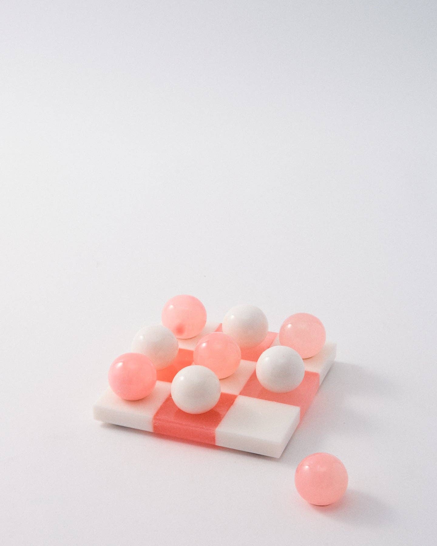 Rose Pink/White Italian Alabaster Tic-Tac-Toe