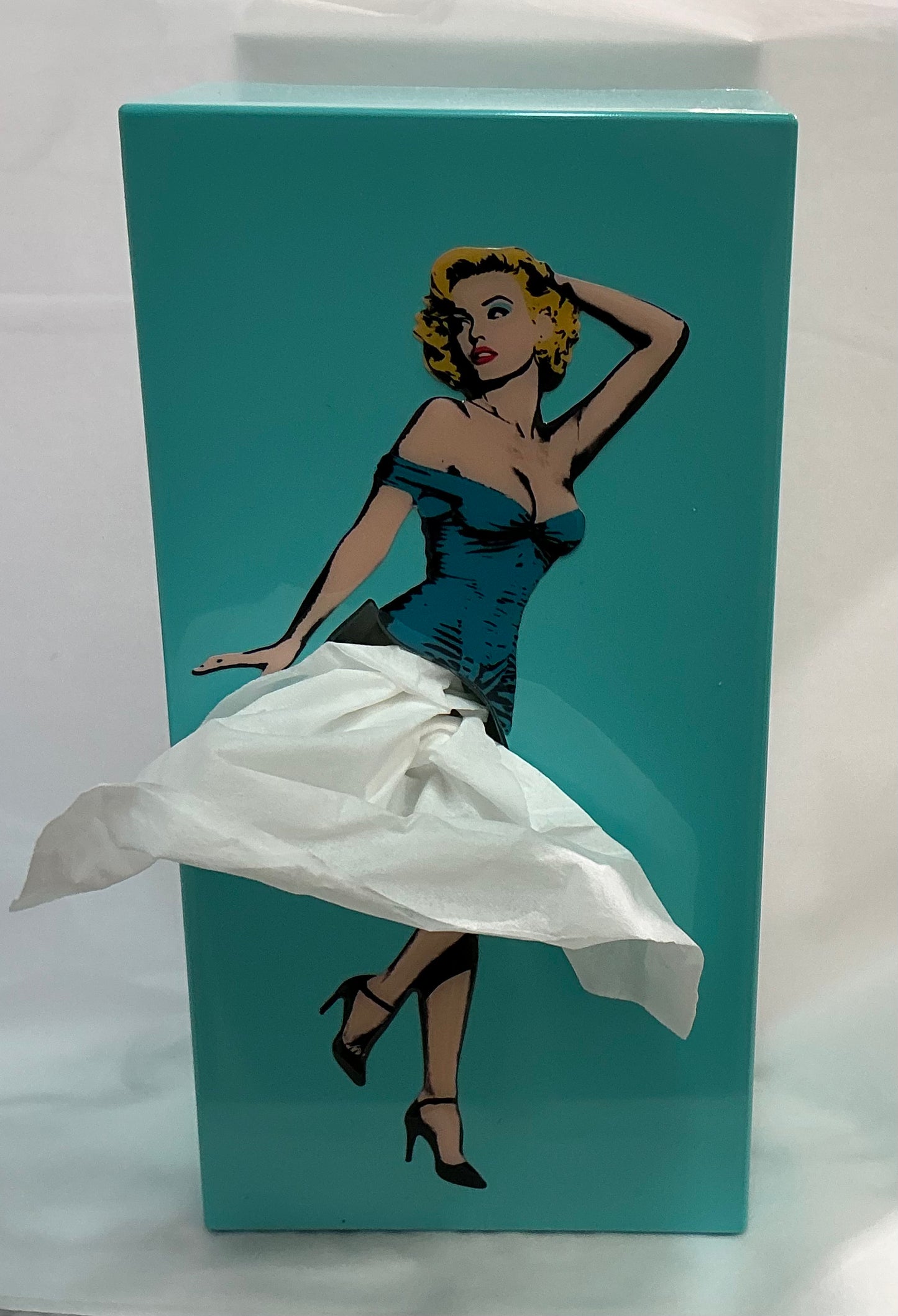 Flying Skirt Tissue Box (Assorted Colors)