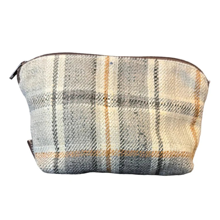 Couvertures et Tenues du jour George V Vintage Silk Scarf
