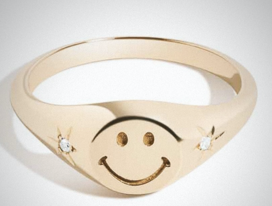 Smile Signet Ring in 14k