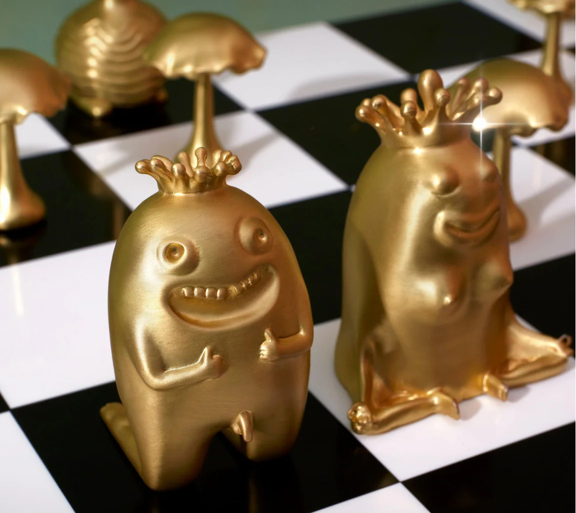 Haas Chess Set