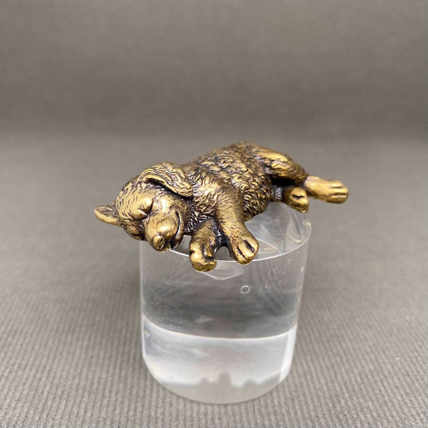Brass Sleeping Golden Retriever Desktop Ornaments
