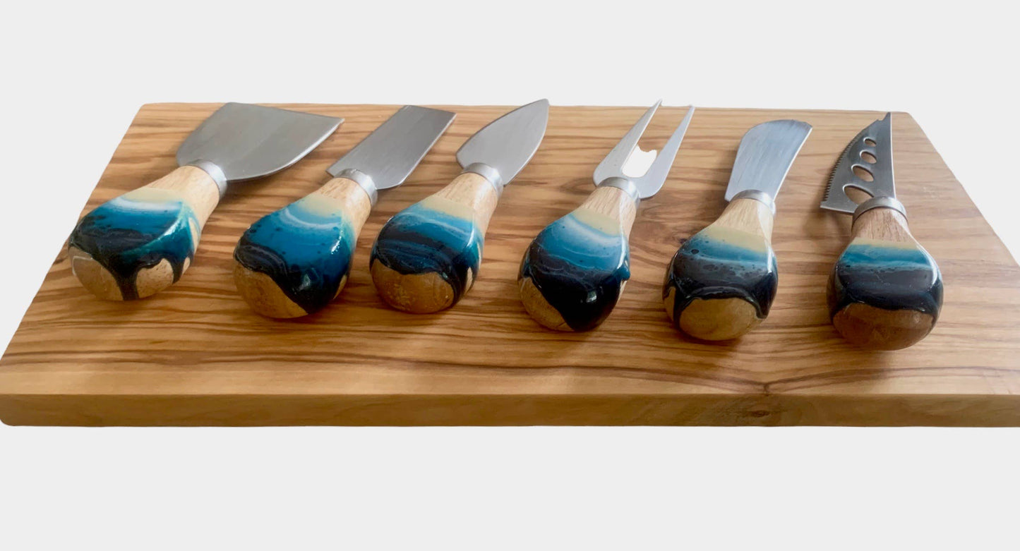 Cheese Utensil Set of 6 with black box organic resin
