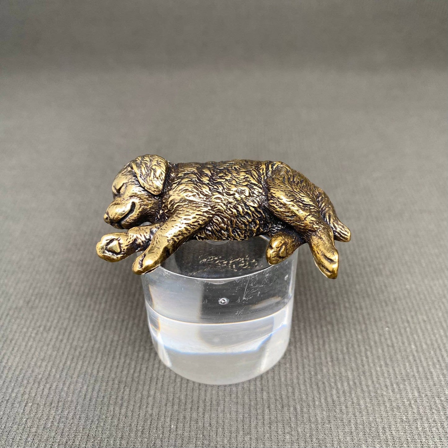 Brass Sleeping Golden Retriever Desktop Ornaments