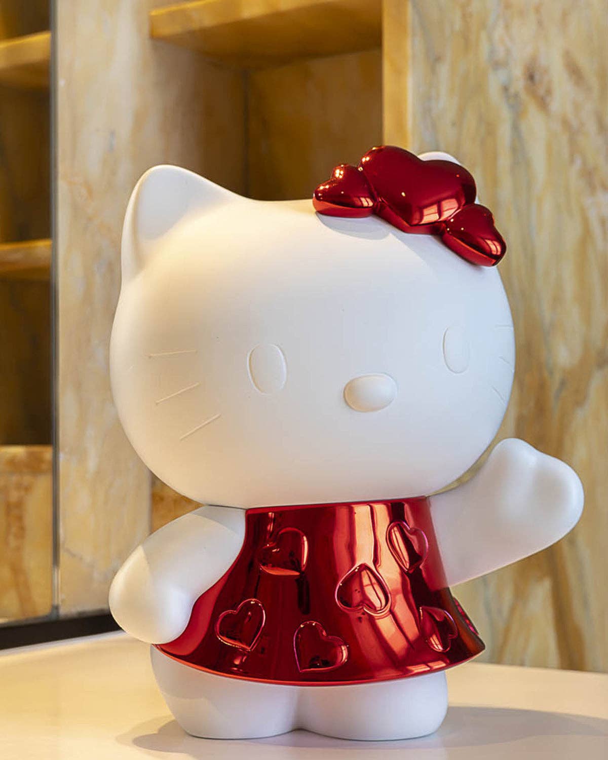Hello Kitty Heart - LD Studio - White & Chrome Red - 10.5 in